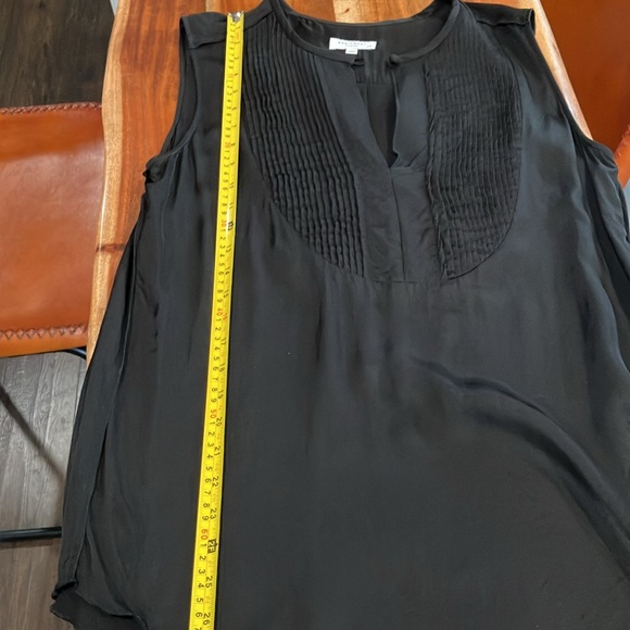 Black tank tuxedo style top by Equipment Femme. Size large. - Picture 6 of 7